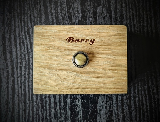 Classical oak doorbell, wooden doorbell for apartment door, natural materials, with brass button